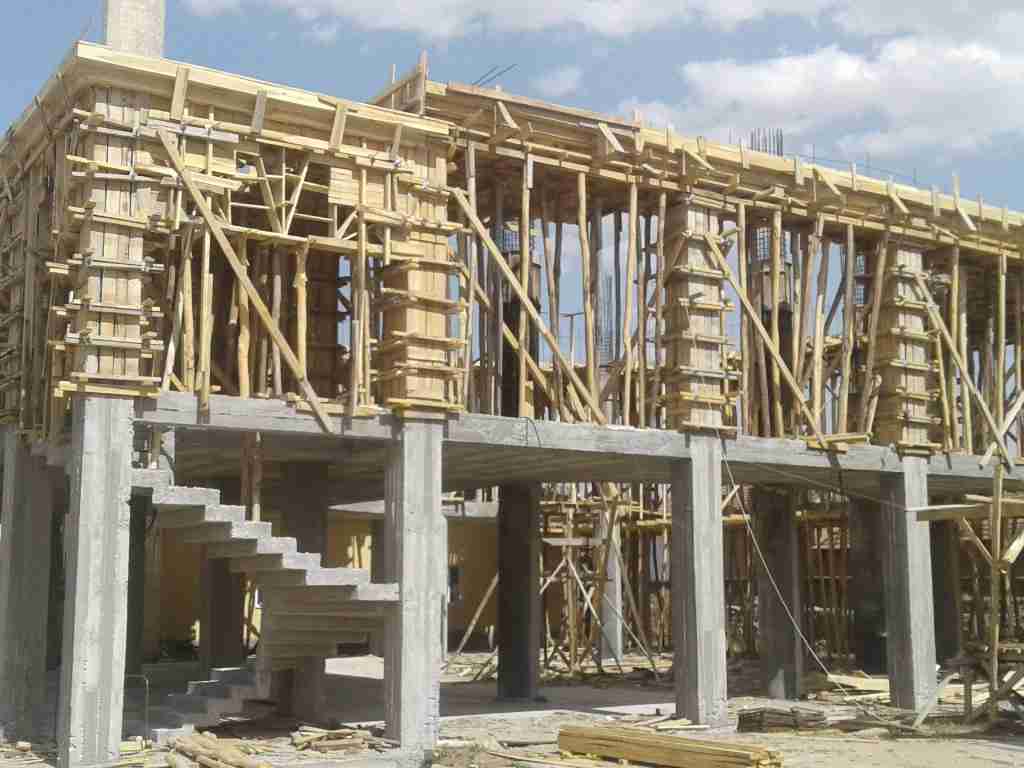 Kapaklı İnşaat Kalıpçısı